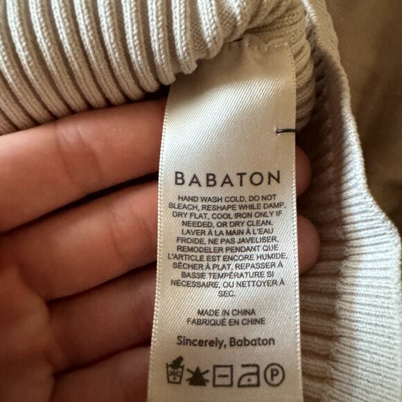 Aritzia Sculpt Knit Long Sleeve Polo | Matte Pearl | Size M | - Picture 6 of 6